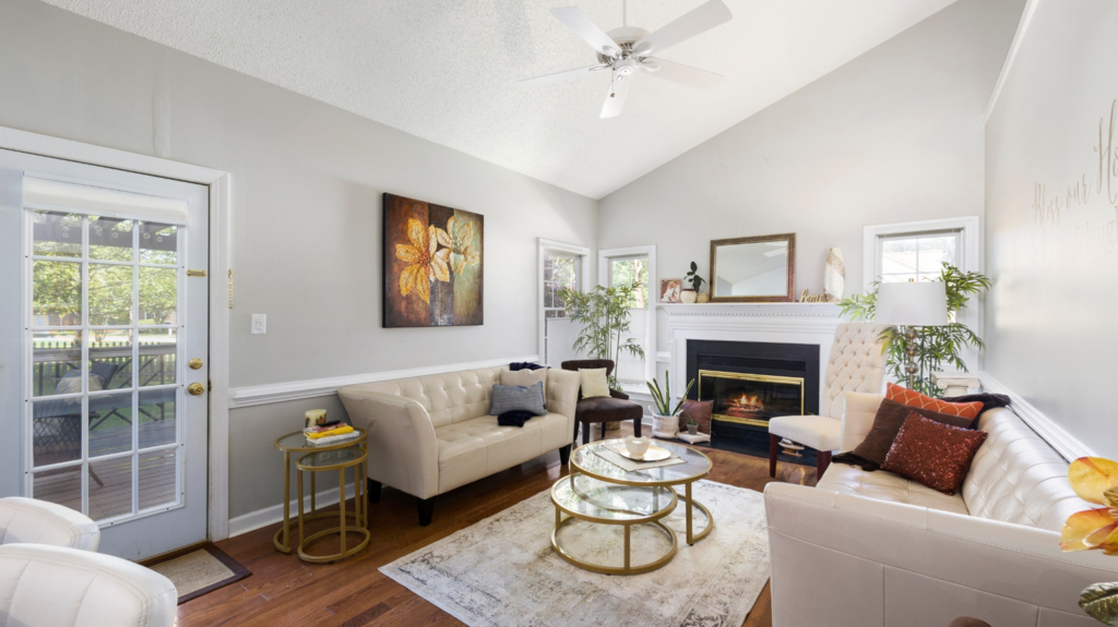 Clean, professionally staged living room showcasing a no repairs home sale alternative with cash home buyers in Virginia.